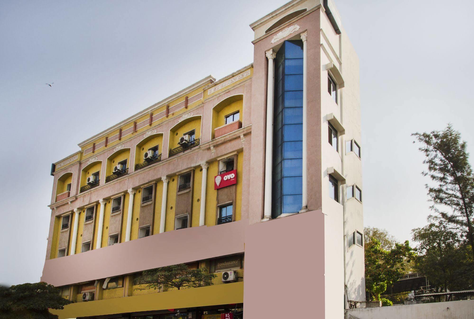Отель Balaji Residency Хайдарабад Экстерьер фото